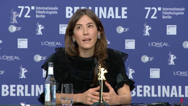 La cineasta boliviano mexicana Natalia López Gallardo, durante una rueda de prensa en la Berlinale. Foto: Difusión