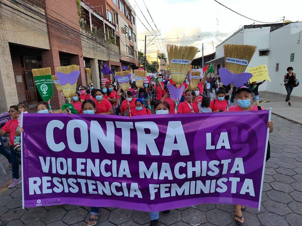 Organizaciones de mujeres en Santa Cruz contra la violencia machista. 