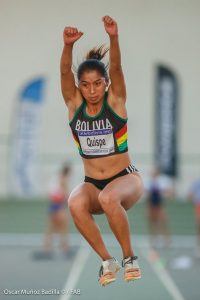 Valeria Quispe Fuentes 5ta en la prueba de Salto de Longitud con una marca de 5.84m #SudamericanoIndoorCochabamba2020
